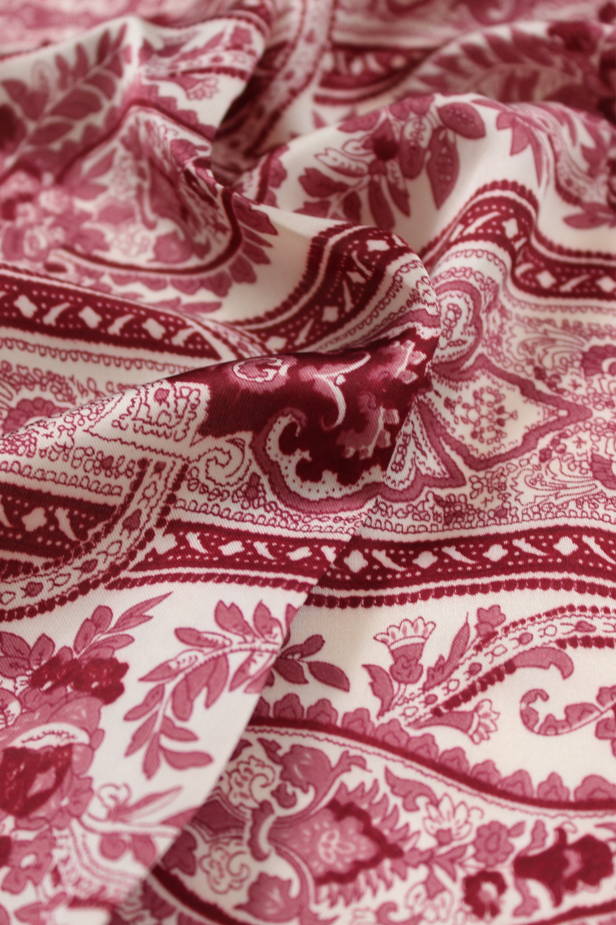 Oriental Silky Hijab ا Soft Pink