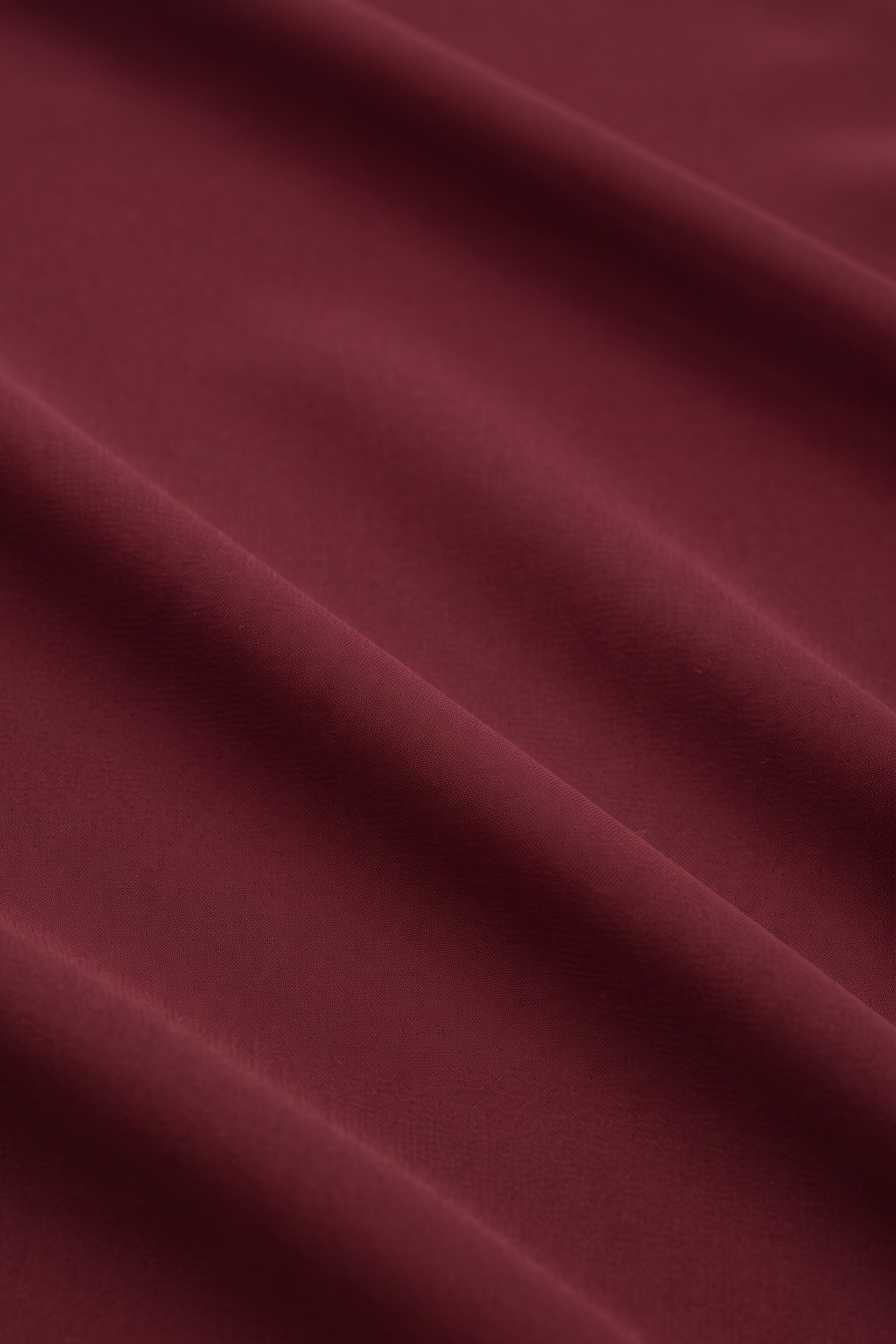 Orchid Opaque Chiffon Hijab ا Cherry Red